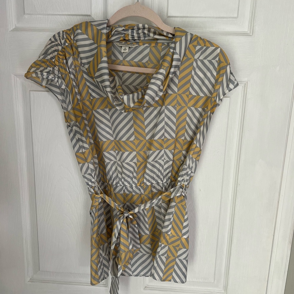 Banana Republic Yellow and Grey Cap Sleeve Tie Front Blouse, Women’s Medium